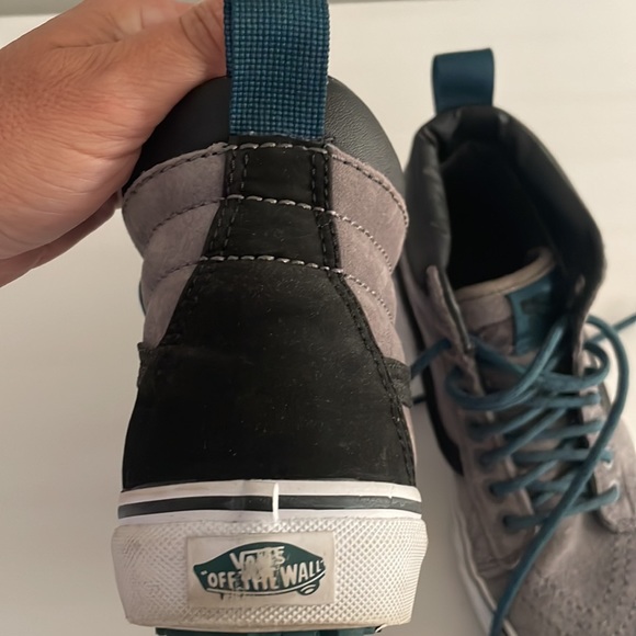 Vans hi-tops - Picture 13 of 15
